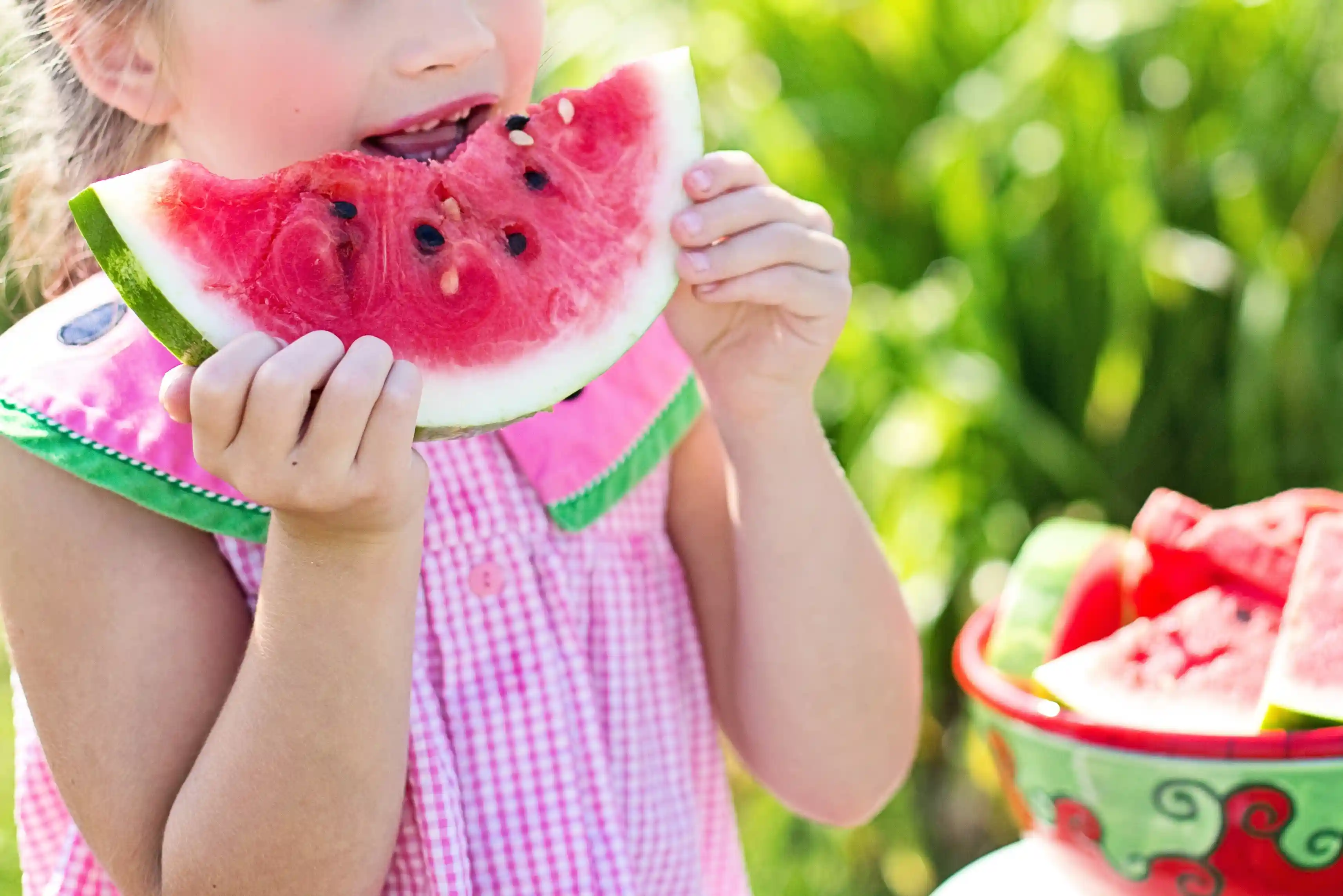 Dry Fasting Risk Factors | Who should NOT dry fast - girl eating watermelon